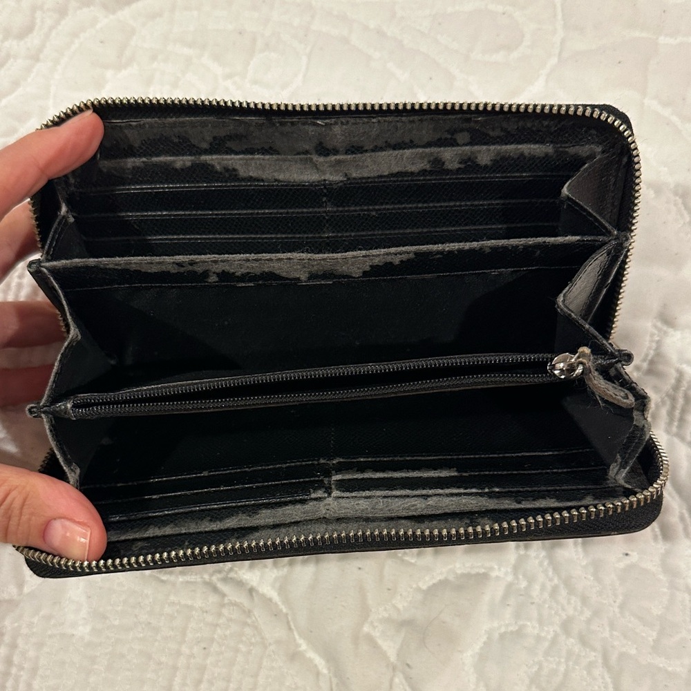 Coach Wallet - Picture 6 of 9